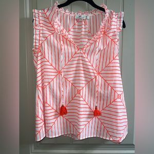 Vineyard vines neon orange and white geometric tassel top